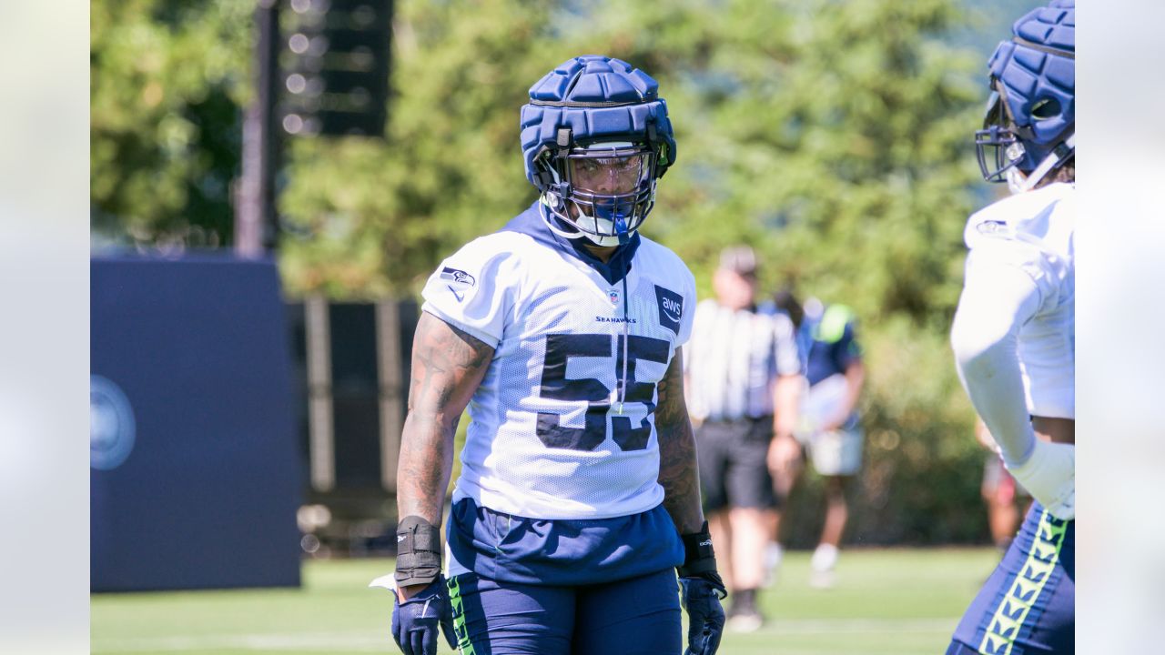 Seattle Seahawks cornerback Michael Jackson signs autographs for fans  during the NFL football team's training camp, Thursday, July 27, 2023, in  Renton, Wash. (AP Photo/Lindsey Wasson Stock Photo - Alamy