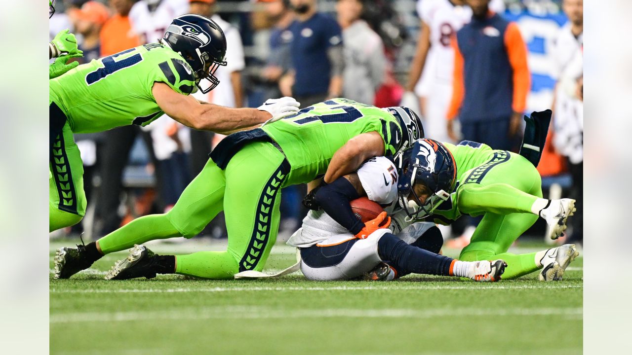 Seahawks' Jamal Adams leaves vs Broncos with knee injury – WATE 6