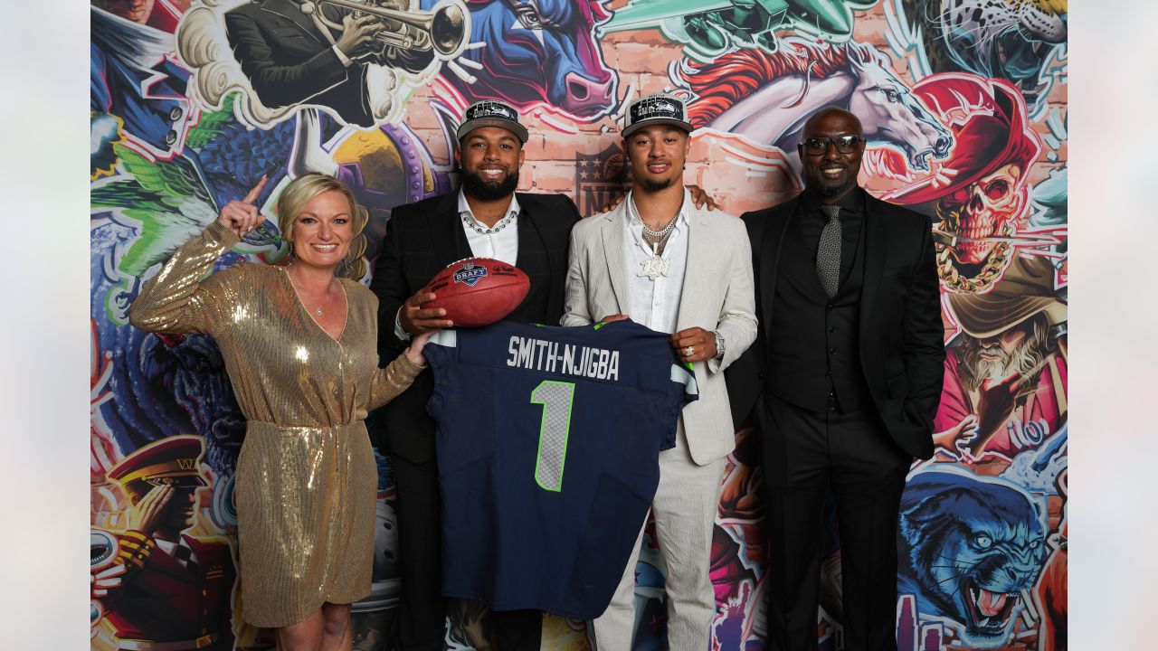 NFL Draft Grades: Seahawks 2023 draft class receives high marks from 19 of  21 sites - Field Gulls