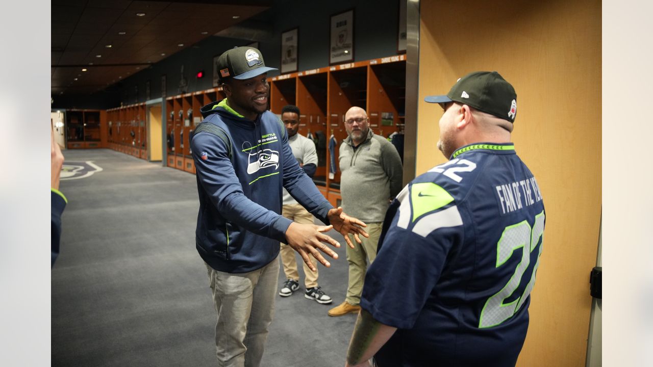 Seahawks Fan Larry Bevans Named NFL Fan Of The Year