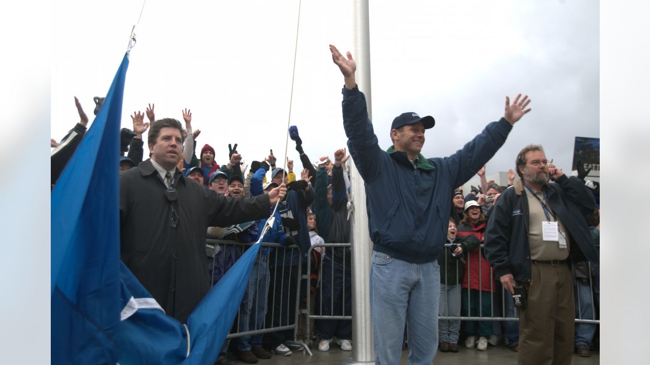 On this date: Steve Raible becomes “voice” of the Seahawks