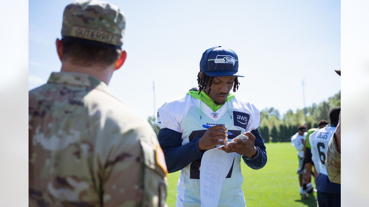 Seahawks Celebrate Military & Veterans with NFL's Salute to Service  Initiative