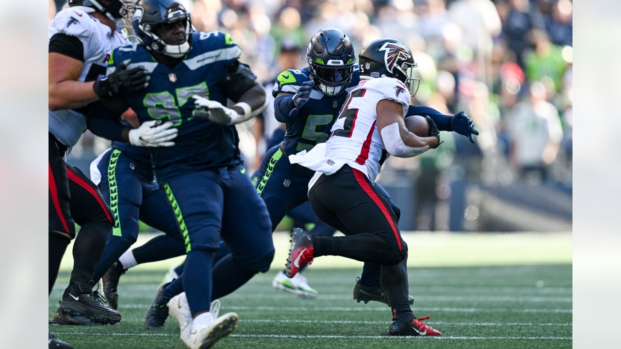 Seattle Seahawks defensive back Tariq Woolen is pictured during an NFL  football game against the Atlanta Falcons, Sunday, Sept. 25, 2022, in  Seattle. The Falcons won 27-23. (AP Photo/Stephen Brashear Stock Photo -  Alamy