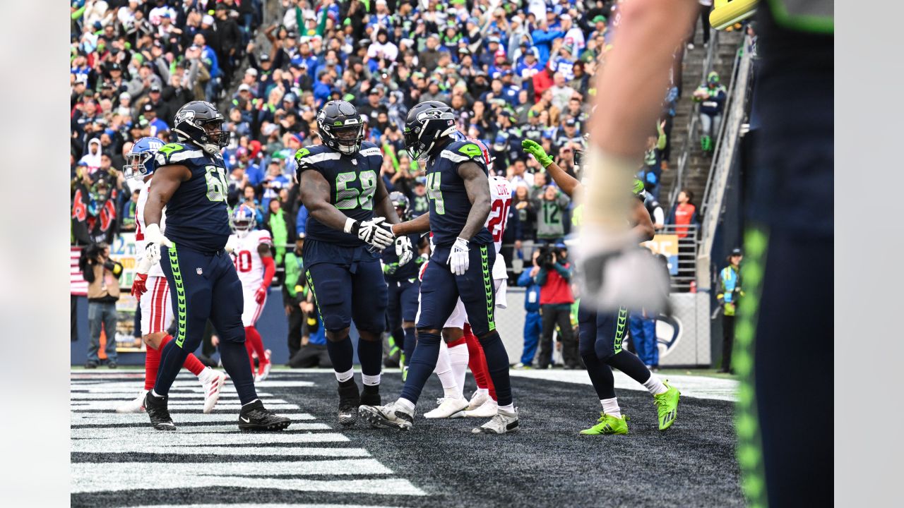 In Lockett we trust: How a failed trick play reinforced the Seahawks' faith  in Tyler Lockett