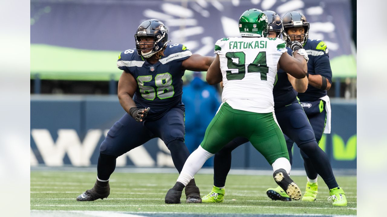 Seahawks elect captains to replace Russell Wilson, Bobby Wagner