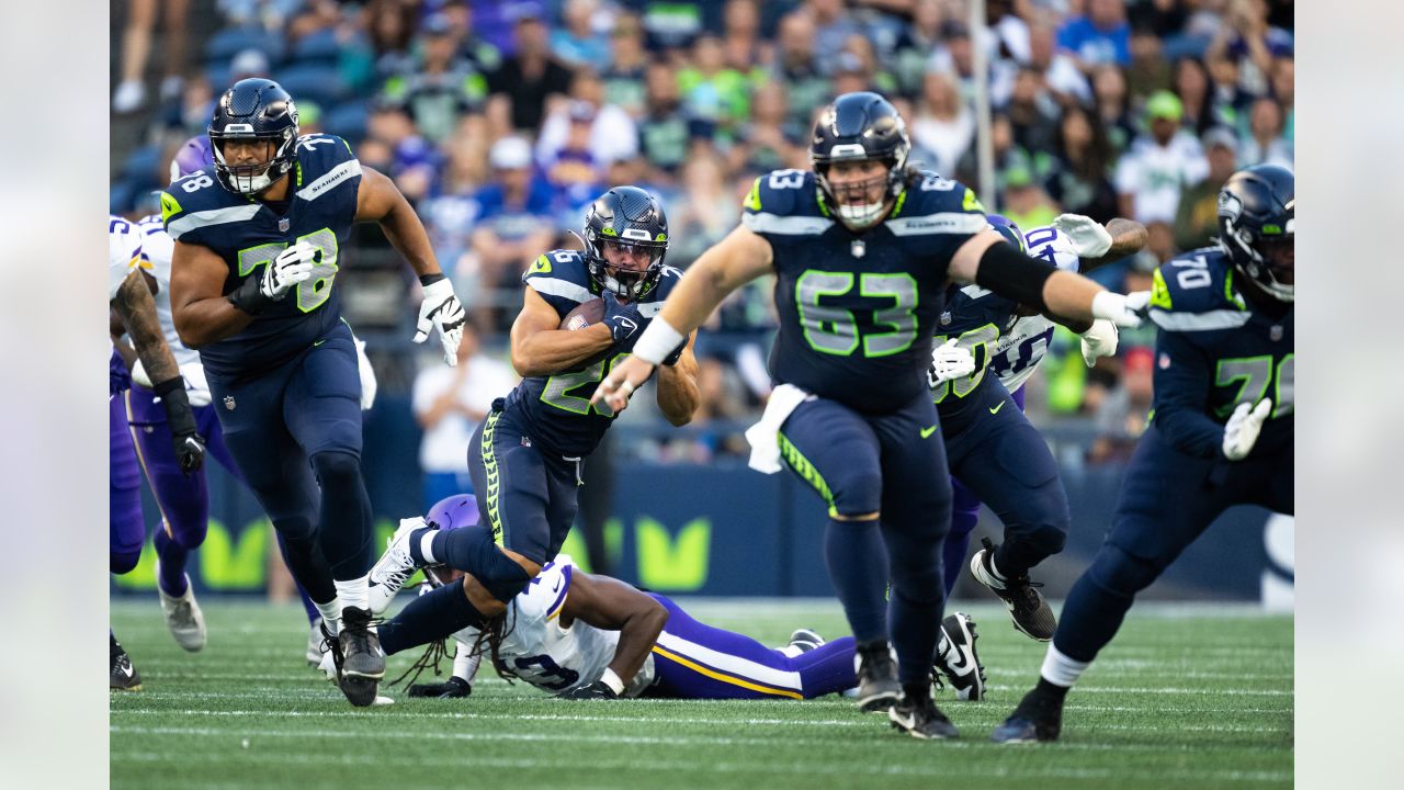 Seattle Seahawks name 6 captains, Bobby Wagner and Geno Smith among them -  Field Gulls