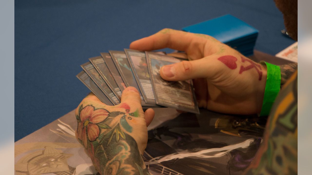 Seahawks LB Cassius Marsh gets new Magic: The Gathering cards