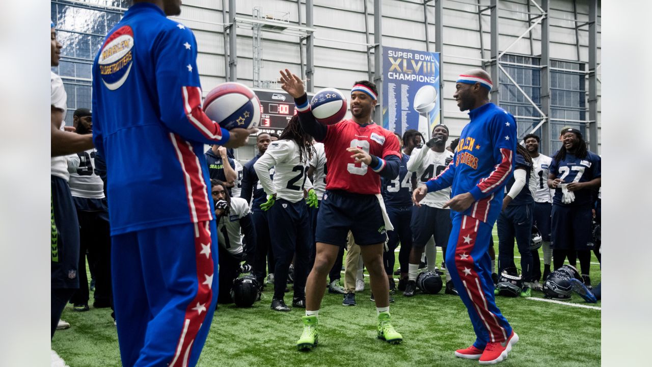 Friday Round Up Harlem Globetrotters Visit Seahawks Practice