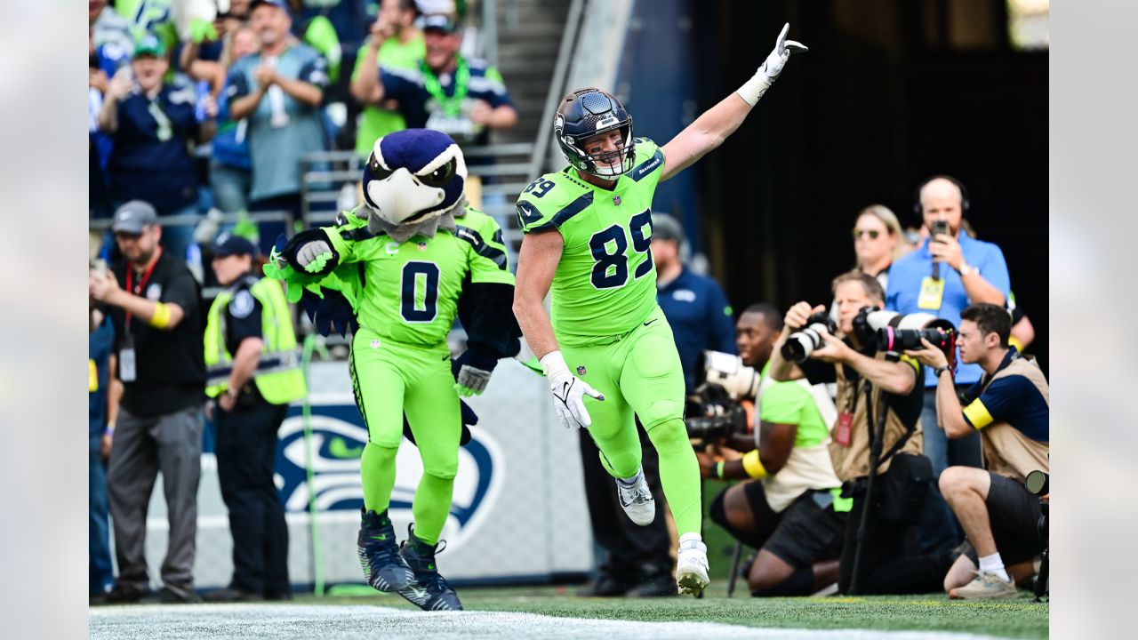 Helfet Signs Free Agent Contract with Seattle Seahawks - Duke University