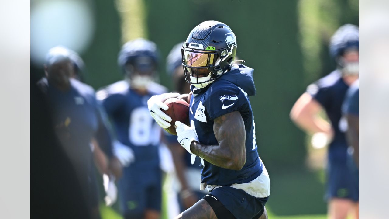 Few bright spots, several injuries in Seahawks' 30-3 preseason