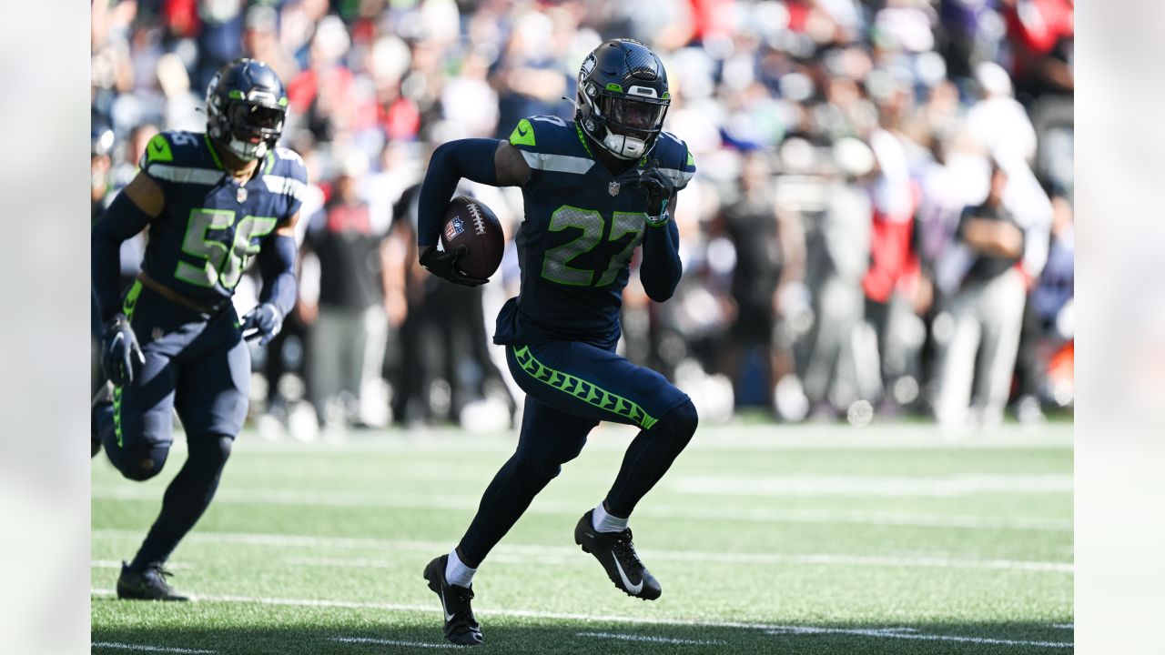 Seattle Seahawks defensive back Tariq Woolen is pictured during an NFL  football game against the Atlanta Falcons, Sunday, Sept. 25, 2022, in  Seattle. The Falcons won 27-23. (AP Photo/Stephen Brashear Stock Photo -  Alamy