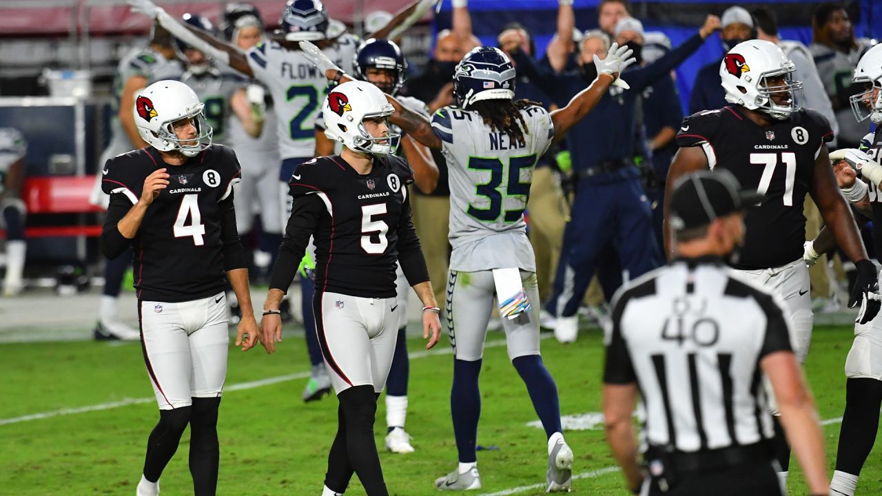 October 16, 2022: Seattle Seahawks wide receiver Tyler Lockett (16) during  a game between the Arizona Cardinals and Seattle Seahawks at Lumen Field in  Seattle, WA. The Seahawks won 19-9. Sean Brown/CSM/Sipa