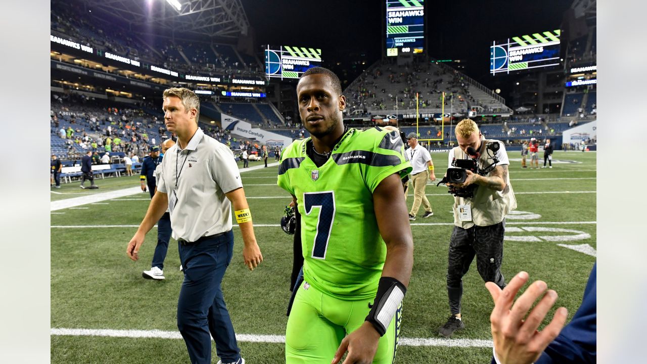 A Letter to the 12s by Geno Smith : r/Seahawks
