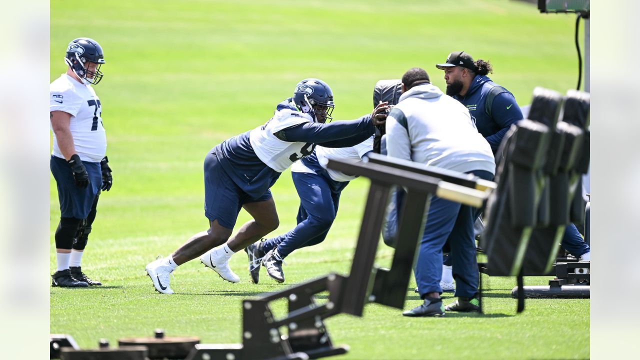 Seahawks CB Tariq Woolen reportedly has knee surgery, Seahawks