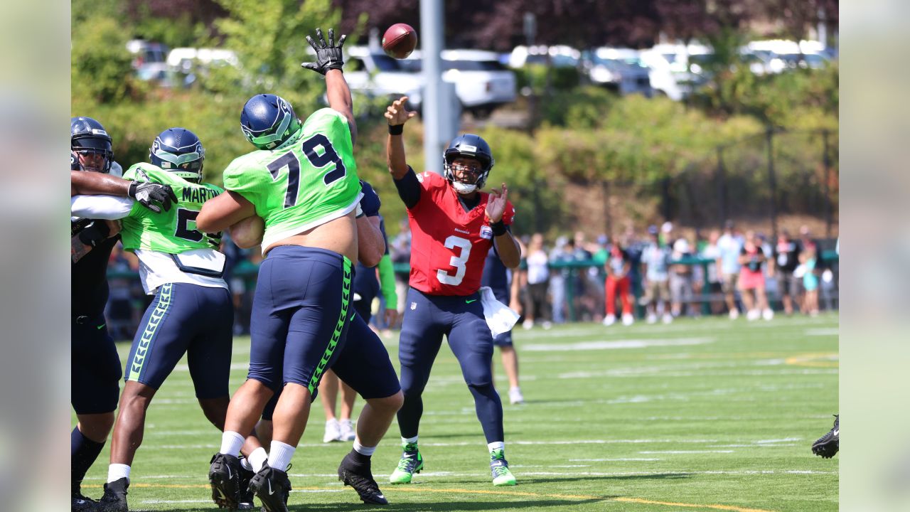 Brian Banks Returned To Seattle To Share “Incredible Story” With Seahawks  Rookies