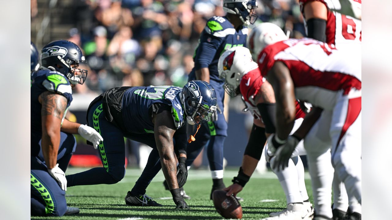 Seahawks rookie cornerback Tariq Woolen continues strong start with another  interception, Seahawks