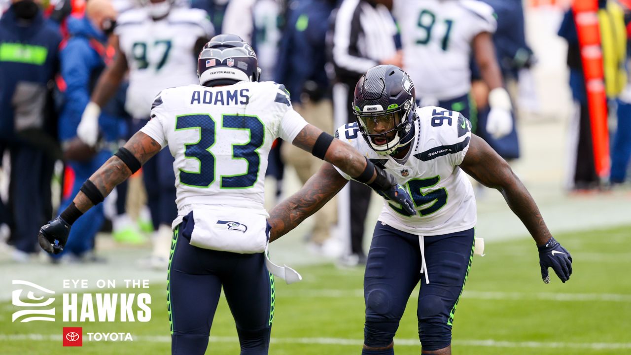 Seahawks clinch NFC West with 24-3 win over Rams