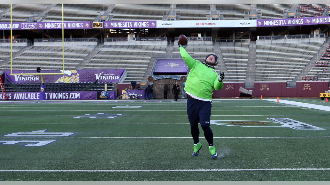 Vikings, Seahawks Battle Through 3rd-Coldest Game in NFL History