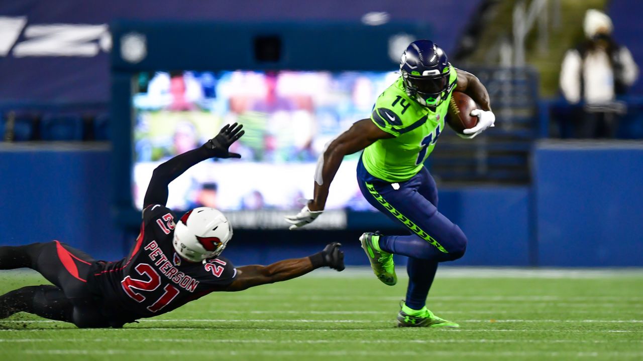 Carlos Hyde's return pushes Seahawks by Cardinals into NFC West lead