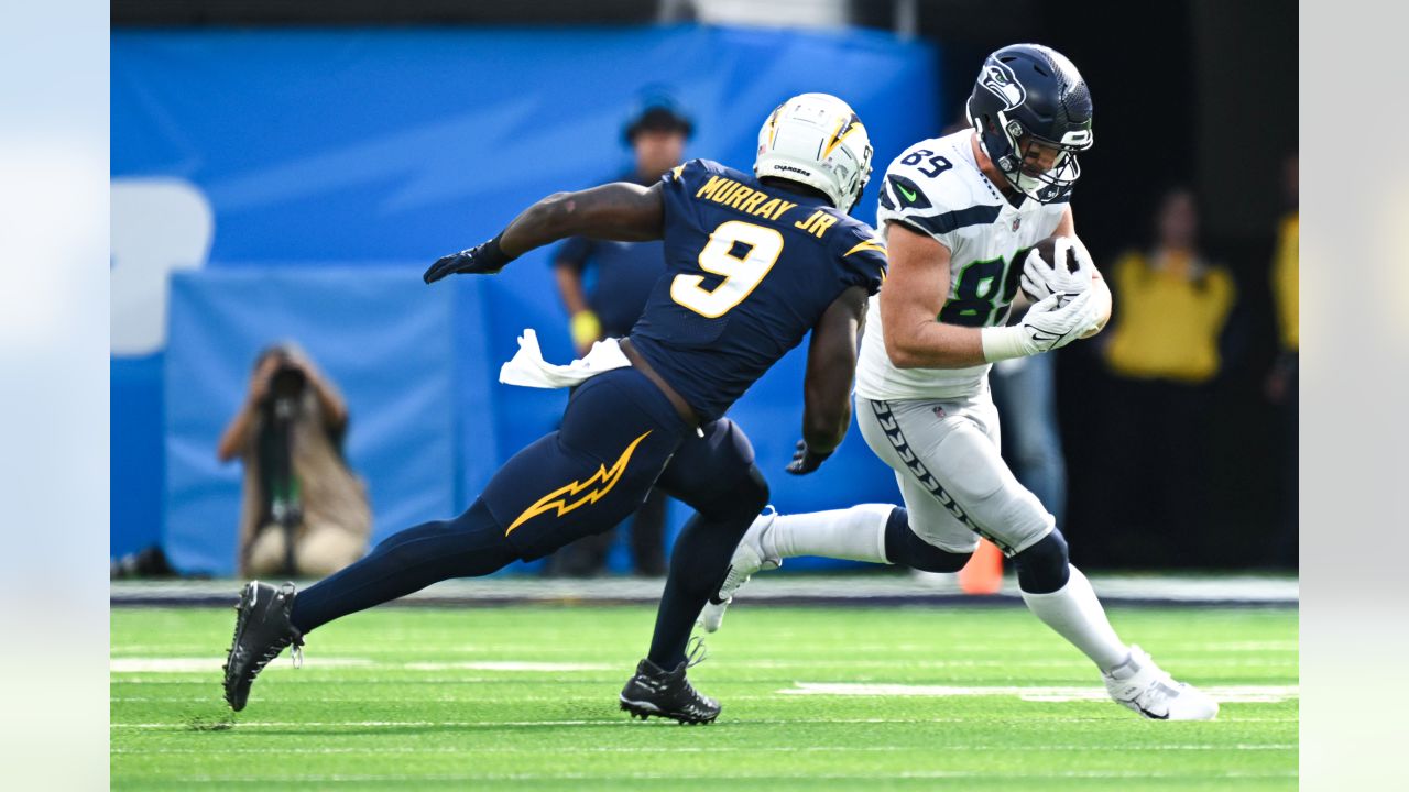 Chargers Struggle in Week 7 Loss to the Seahawks - LAFB Network