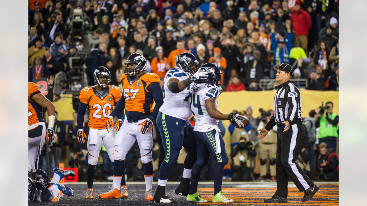 Super Bowl XLVIII: Broncos vs. Seahawks - Cat Scratch Reader