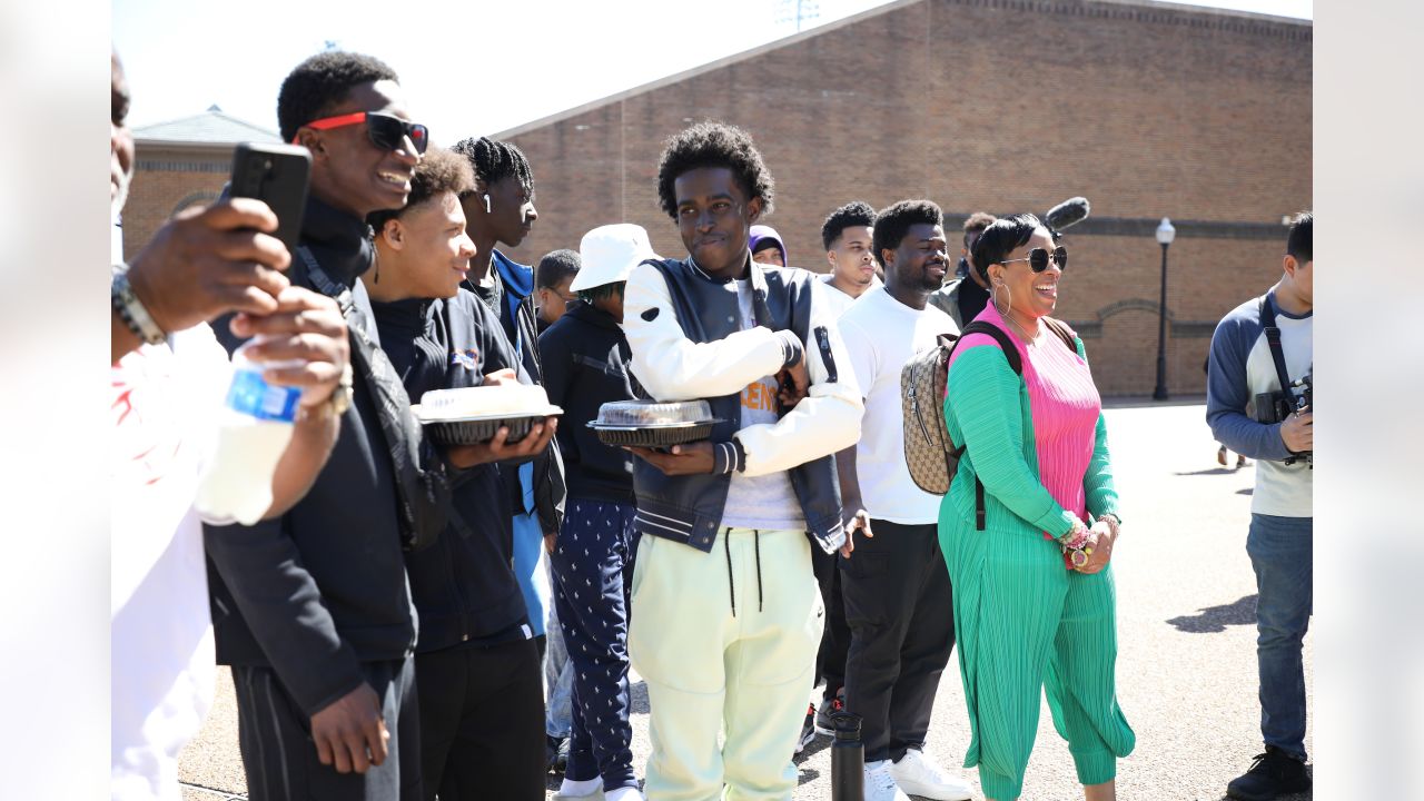 Seahawks: Bobby Wagner's heartfelt gesture for HBCU students