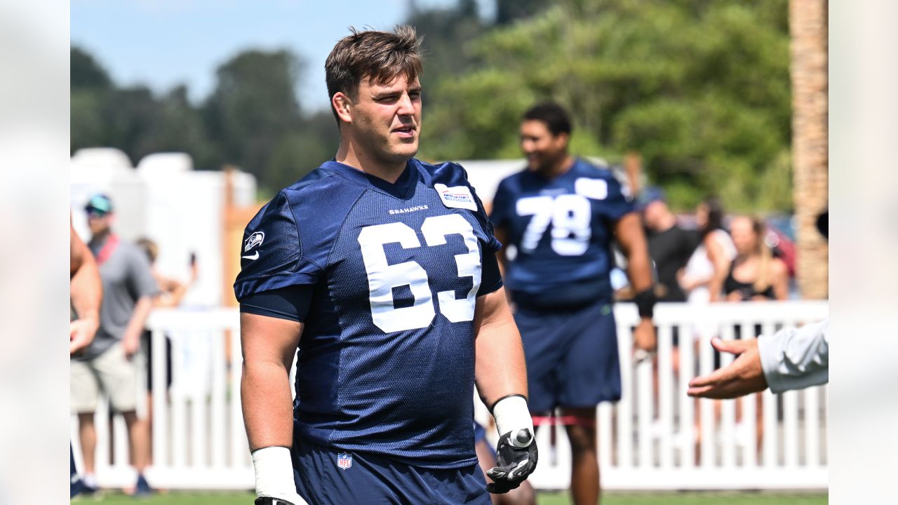 5 Observations From Practice No. 5 of 2022 Seahawks Training Camp - BVM  Sports