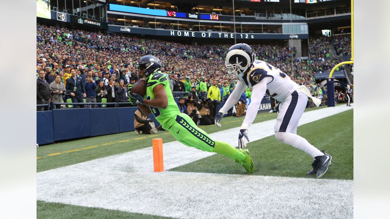 Seahawks Break Out Action Green Uniforms For Thursday Night Football