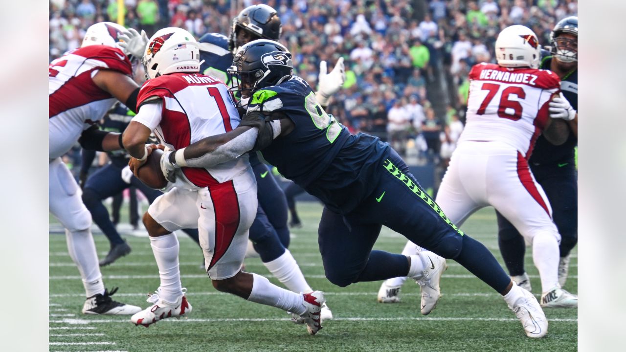 Poll: With Seahawks out, most 12s hope Cardinals win Super Bowl 50