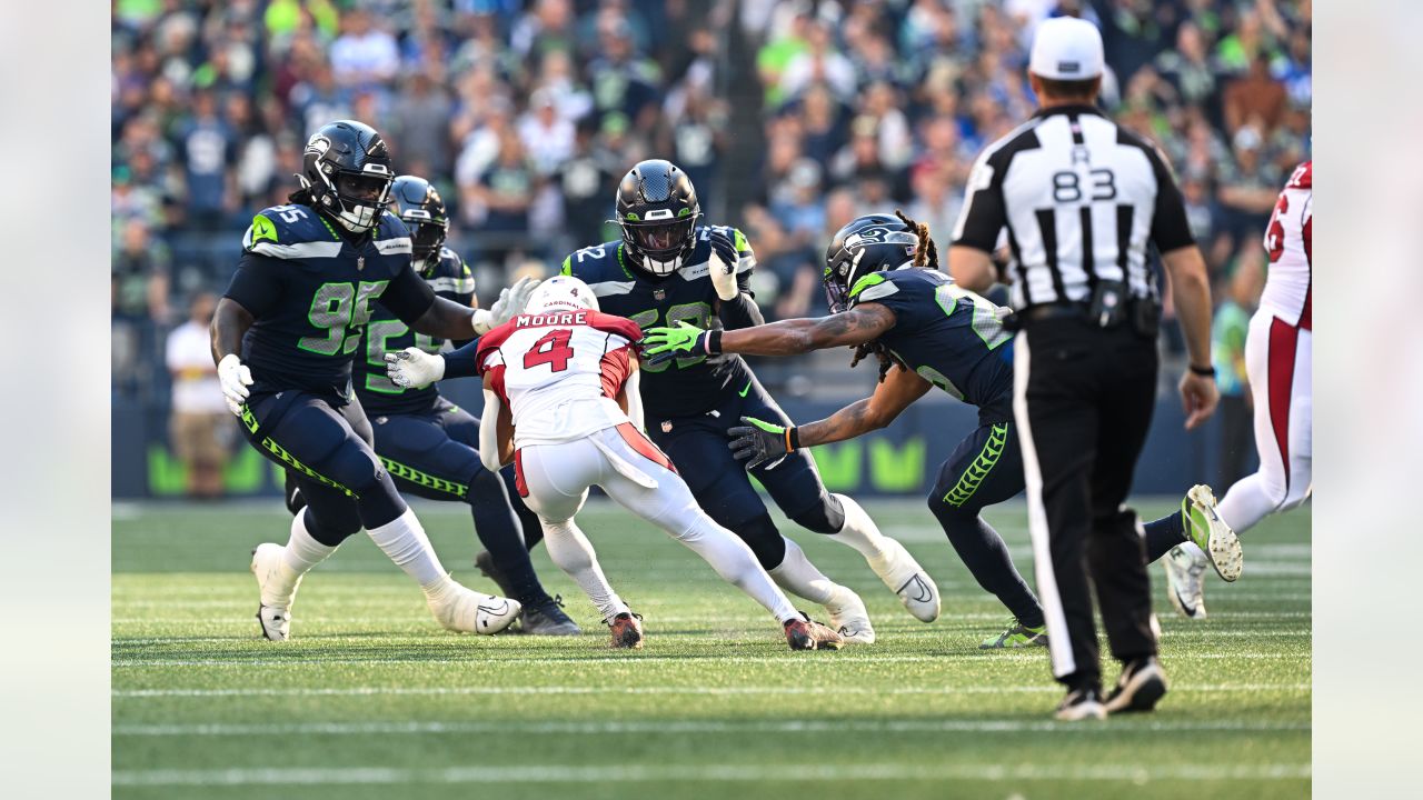 NFL Week 6 Staff Picks: Seattle Seahawks upset coming over Cardinals? -  Bolts From The Blue