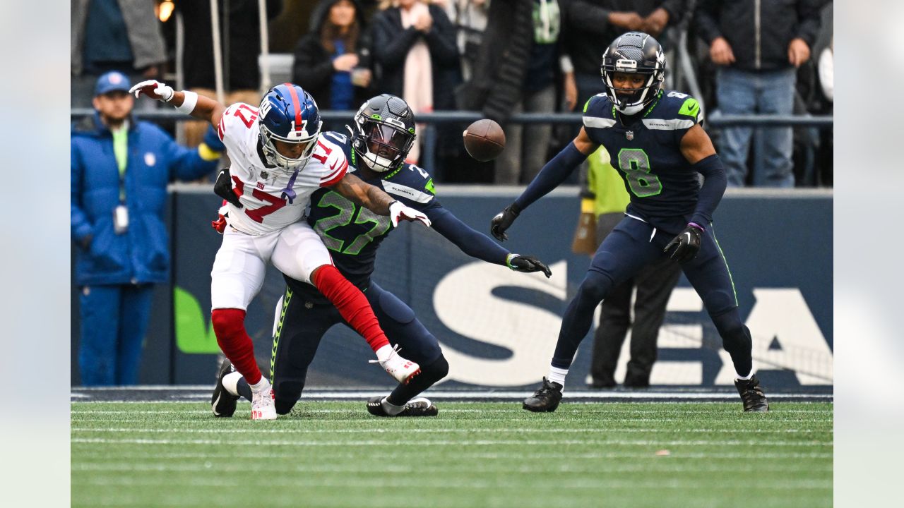 Tyler Lockett goes from goat to hero vs. Giants, and Seahawks just keep  winning