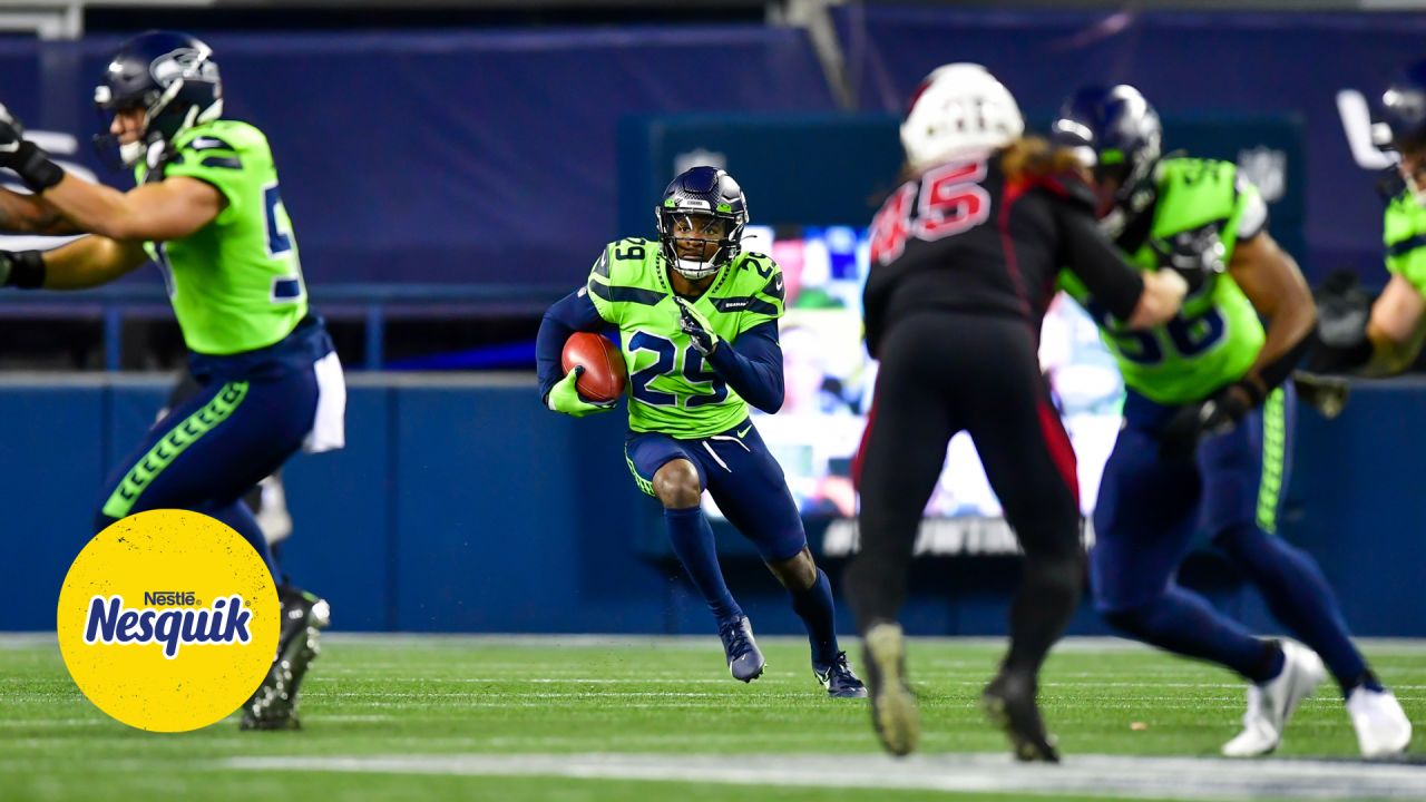 Seahawks regain form – and running game – in prime-time win vs. Cardinals