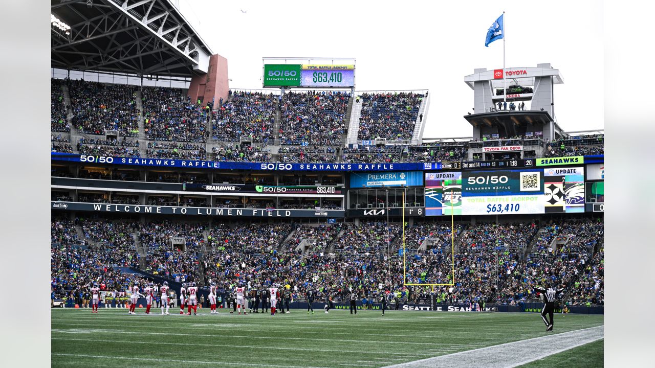 The Seahawks will try to remain perfect at MetLife Stadium when they face  the Giants on Monday night - The San Diego Union-Tribune