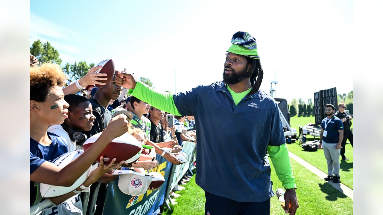 5 Tips for a Fun Day at Seattle Seahawks Training Camp Kids Day