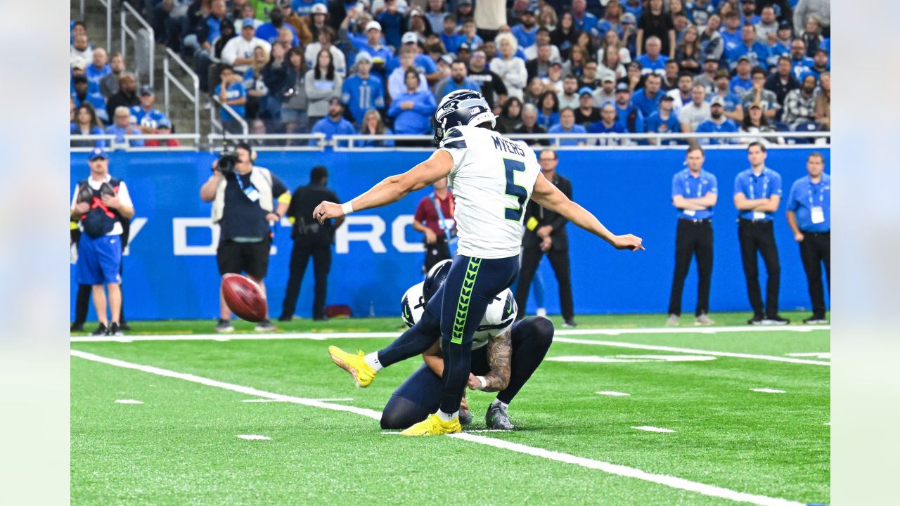 Geno Smith carves up Detroit Lions in Seahawks' 48-45 win