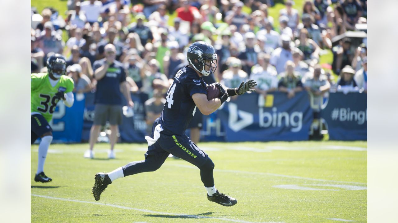 Seahawks Debut Green Practice Jerseys On First Day Of Training Camp