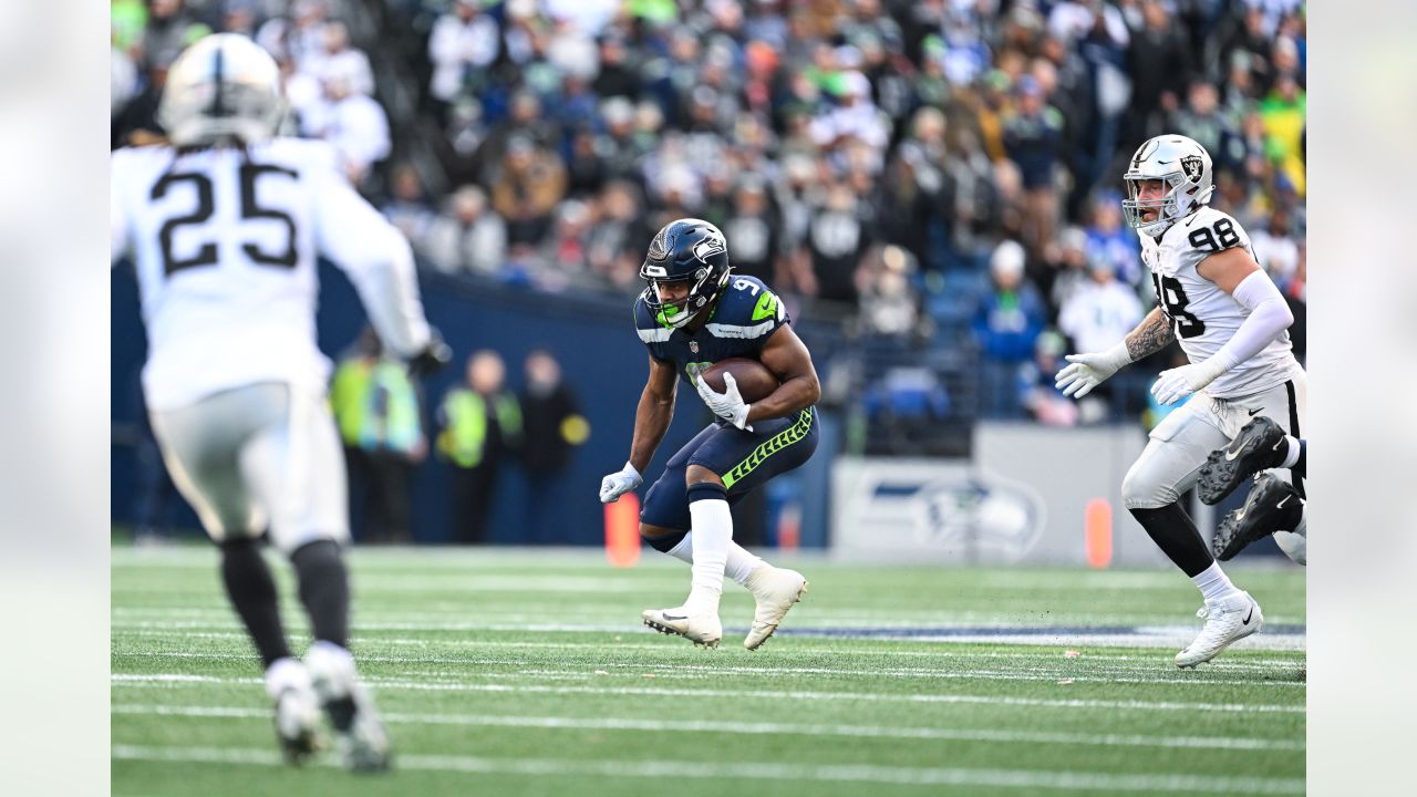 Notes from the Enemy: Seattle Seahawks enjoy big October, Tariq Woolen  blossoming, Geno Smith's breakout and more - Revenge of the Birds