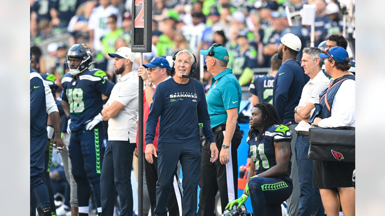 Crossover Thursday: Seattle Seahawks, Arizona Cardinals enter must-win NFC  West matchup in Week 6, Locked On Seahawks