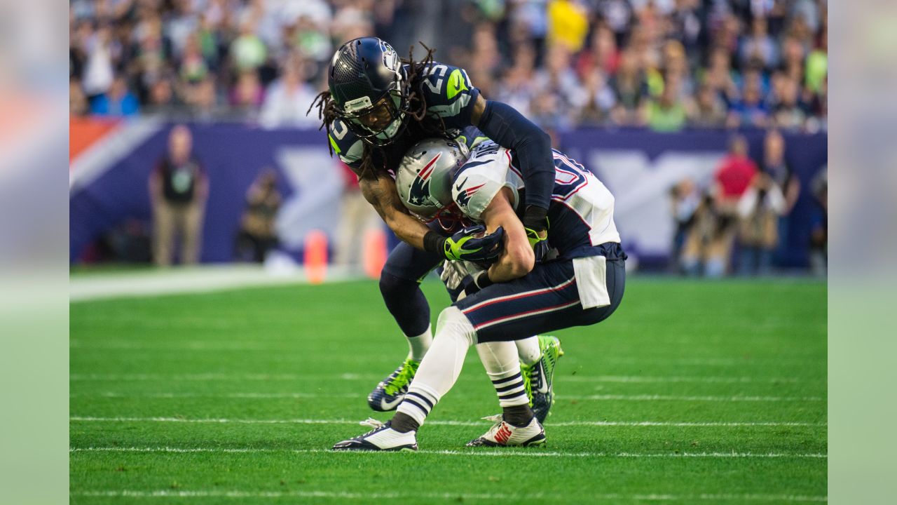 File:Richard Sherman and Pete Carroll in embrace Super Bowl XLVIII