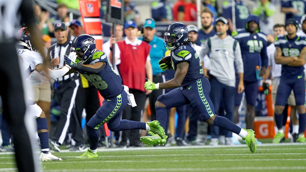 Seahawks backups still struggle with offense in 30-3 loss to Broncos - The  Columbian