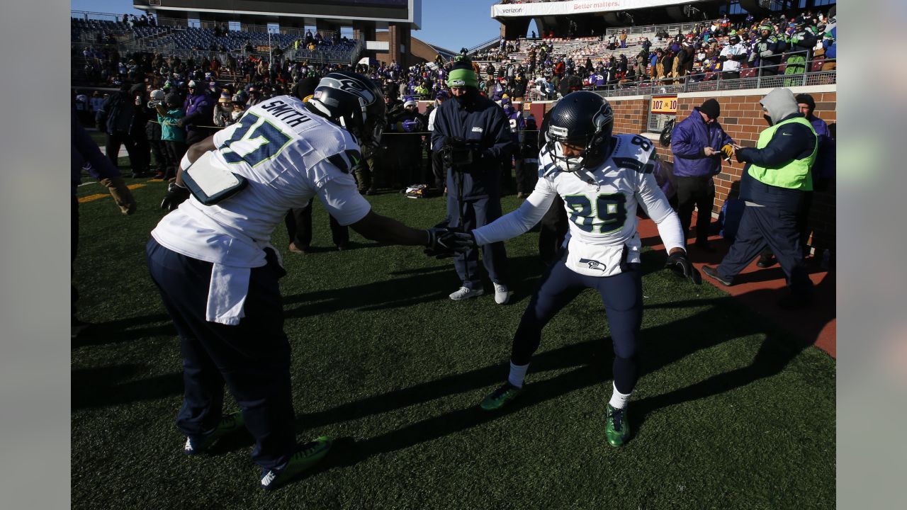 Seattle Seahawks at Minnesota Vikings Ranks As Third-Coldest Playoff Game  in NFL History