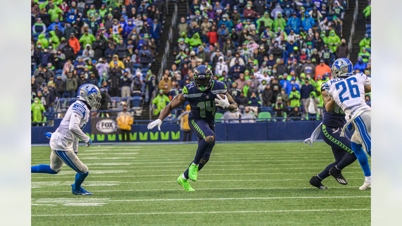 SEAHAWKS: Seattle erupts for 51 points in win over Lions