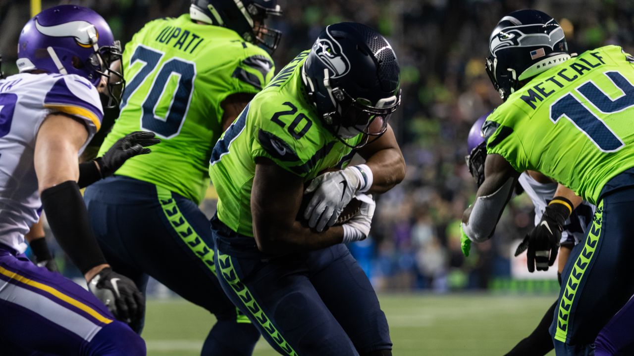 Impressions from the Seahawks' 37-30 win vs. the Vikings on Monday Night  Football