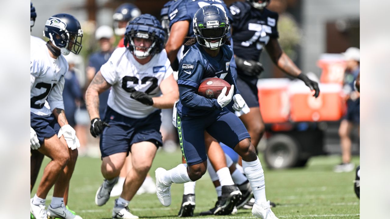 Pre-Snap Reads 5/20: Clint Hurtt explains new Seahawk defense - Field Gulls