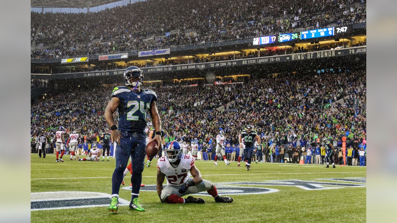 Seattle Seahawks running back Marshawn Lynch (24) rushes for no