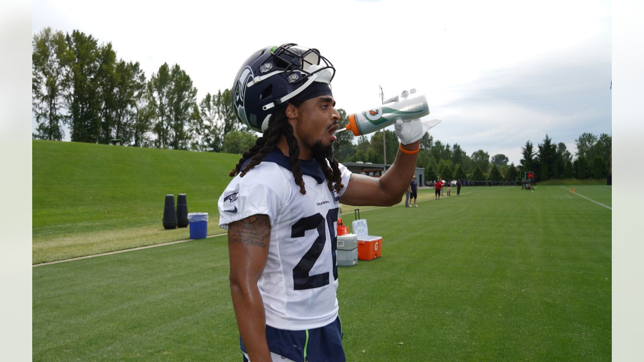 Rams RB Tre Mason up for Pepsi Rookie of the Week award - Turf Show Times