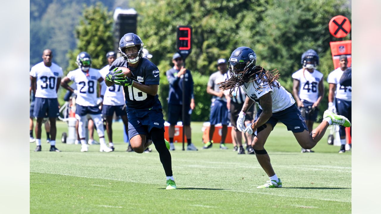 Seattle Seahawks - Lock taking time to meet with our military at practice  yesterday. Salute to service moment presented by USAA #SaluteToService