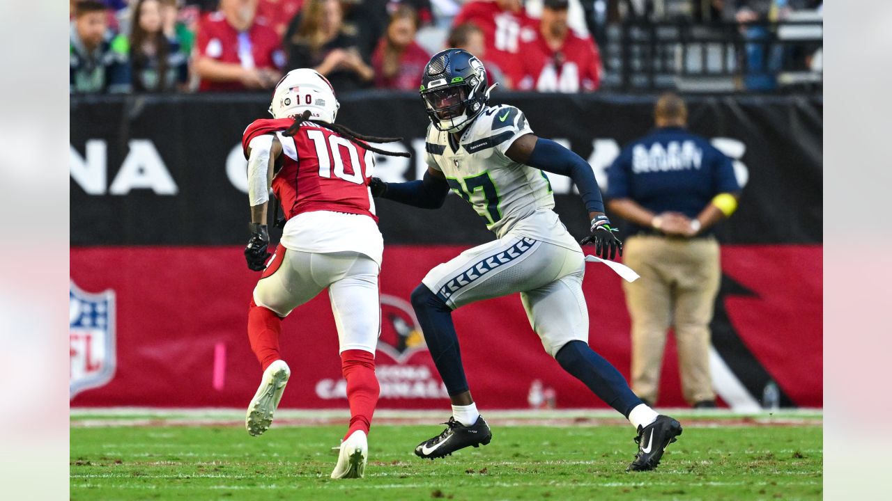 Cardinals and Seahawks meet in Thursday Night rematch after wild