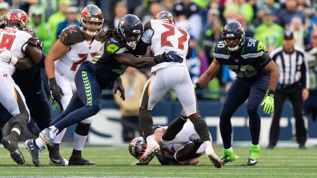 Report card: Bob Condotta grades the Seahawks' Week 9 overtime win vs. the Tampa  Bay Buccaneers