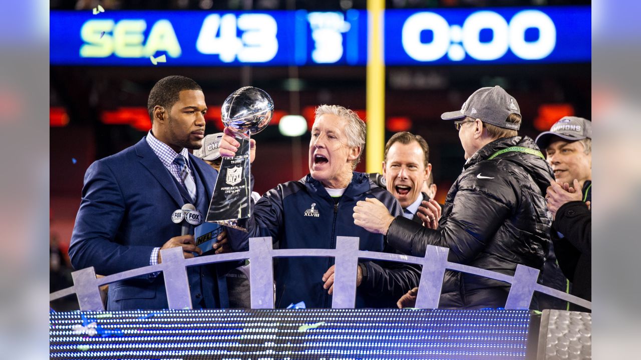 Seattle Seahawks on X: #Seahawks to wear white jerseys, blue pants in  #SB48   / X